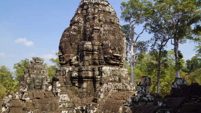 Angkor Wat Bayon Temple