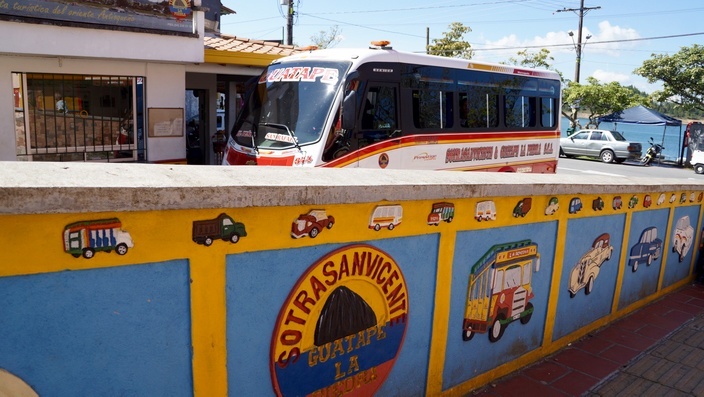 Bus Kolumbien Guatapé