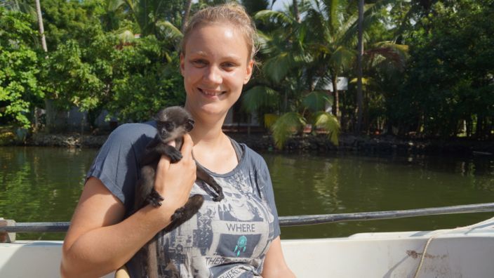 Sri Lanka Boat Tour Monkey